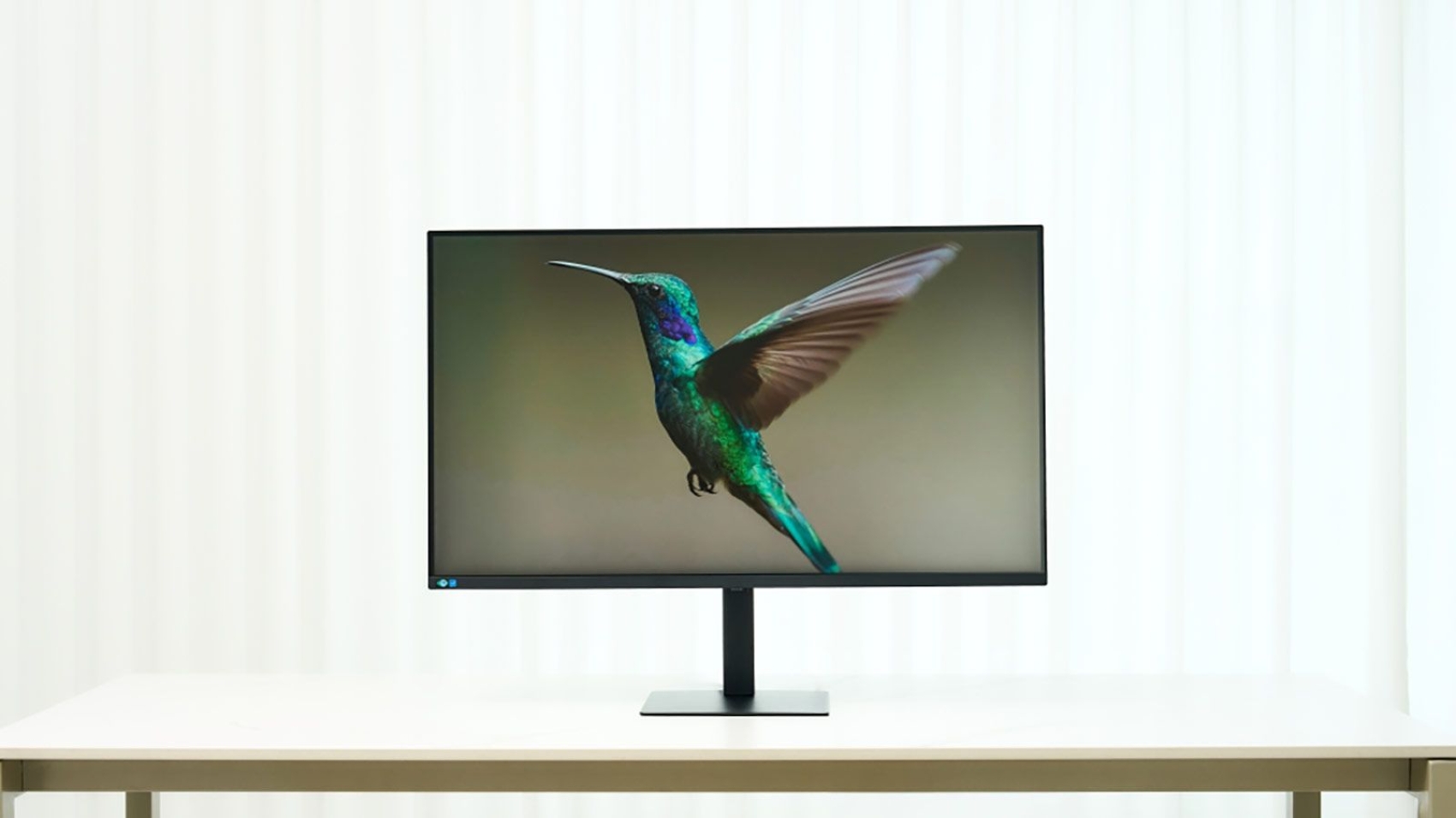samsung-monitor-s80ud-1.jpg