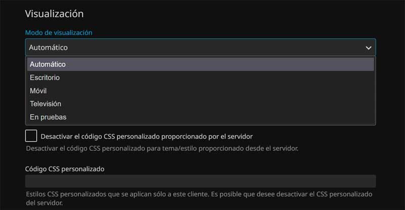 Sección de configuración de Pantalla en el cliente de Jellyfin, con opciones para cambiar el modo de visualización y el tema (claro/oscuro)