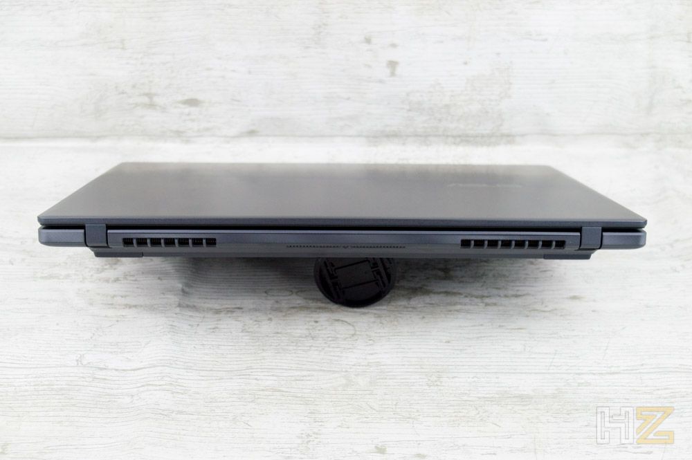 ASUS V16