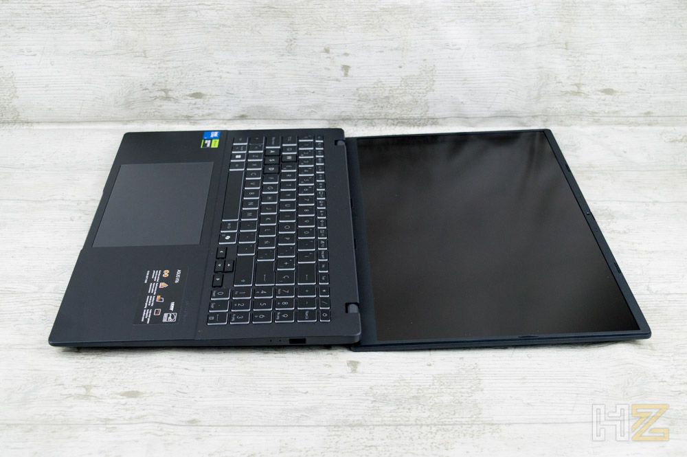 ASUS V16