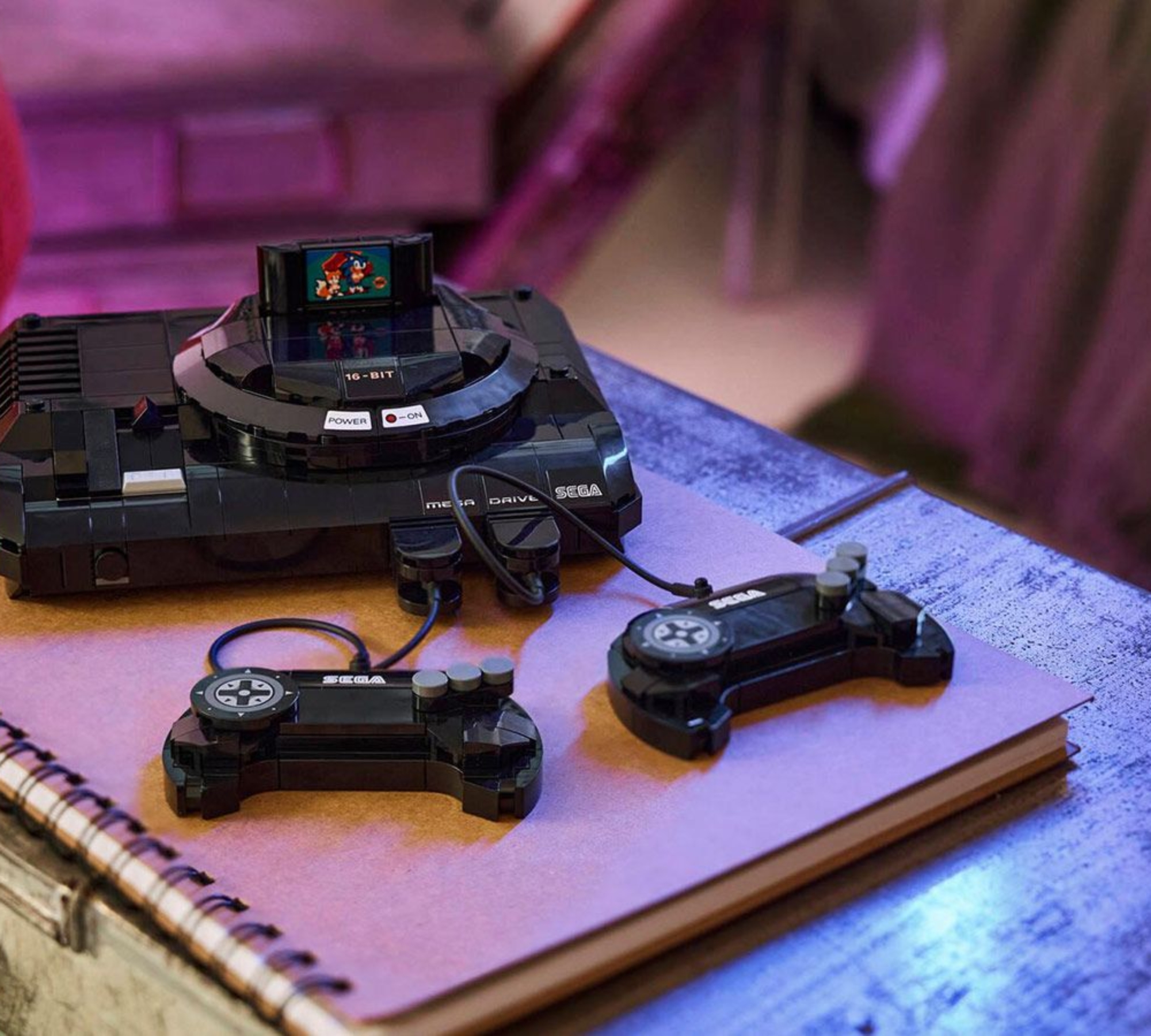LEGO revive la consola Mega Drive de SEGA con un set de 479 piezas