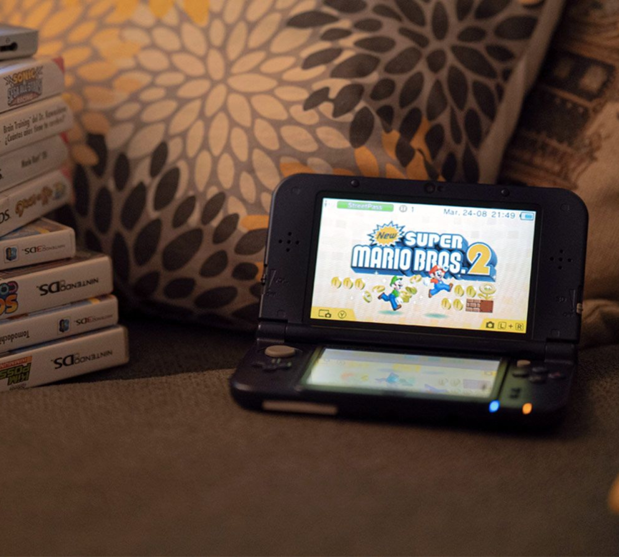 Anbernic apuesta por el diseño de las icónicas Nintendo 2DS y 3DS para sus próximas consolas portátiles