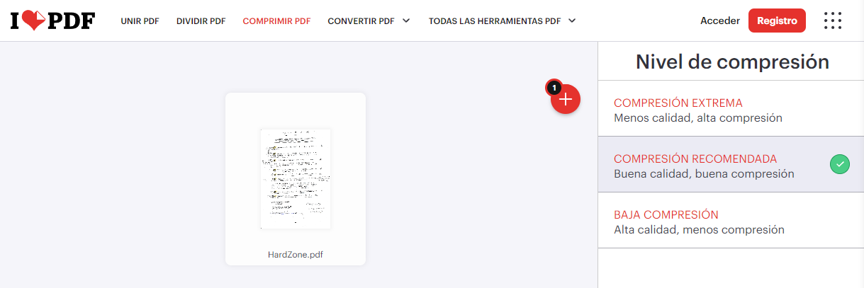 Interfaz de iLovePDF mostrando opciones de nivel de compresión extrema, recomendada y baja para un archivo PDF.
