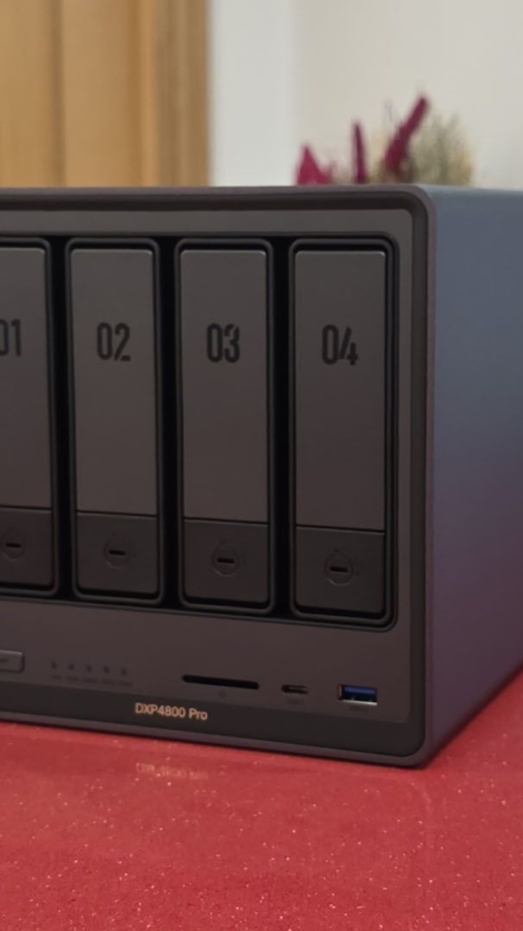 Probamos el NAS que deberías tener si eres creador de contenido: UGREEN NAS DXP4800 GT