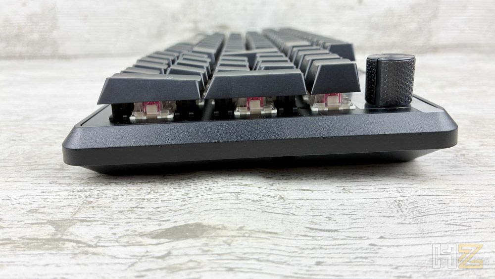 Corsair Vanguard 96 Wireless