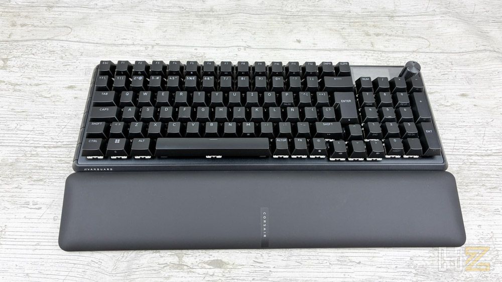 Corsair Vanguard 96 Wireless