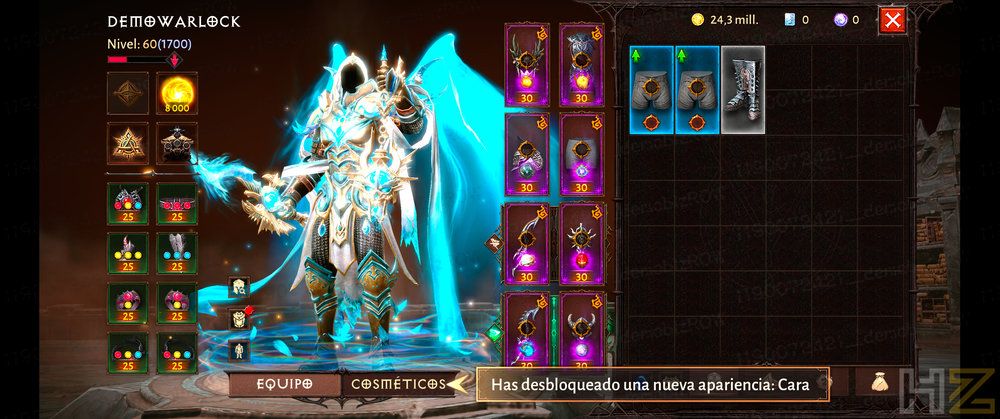 Interfaz de inventario y equipo de un personaje en Diablo Immortal con armadura brillante y alas azules.